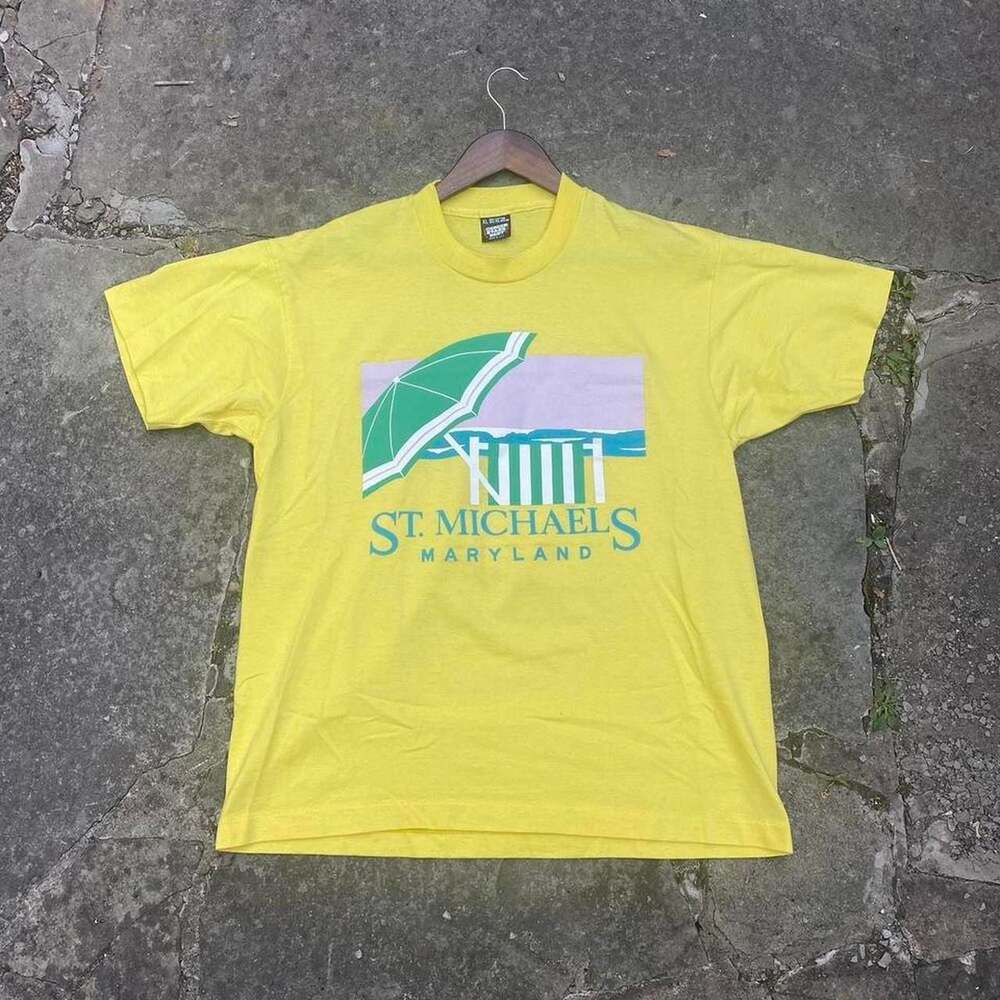 Vintage 90s St. Michaels Maryland Beach Umbrella Graphic T-Shirt